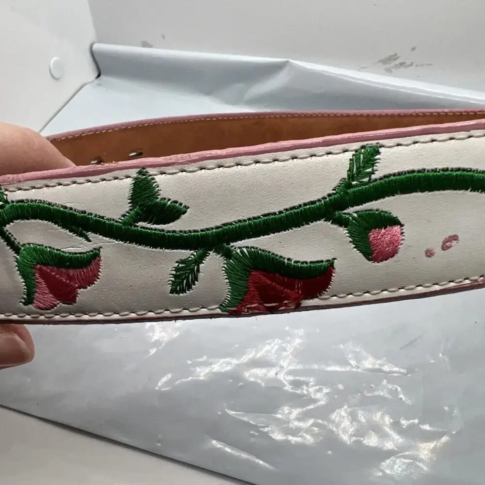 Aguila Real Leather Pink Caiman‎ Tail Embroidered Flowers Belt Rare Size 32